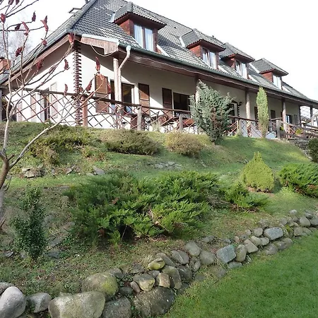 Pod Skarpa بيت ريفي