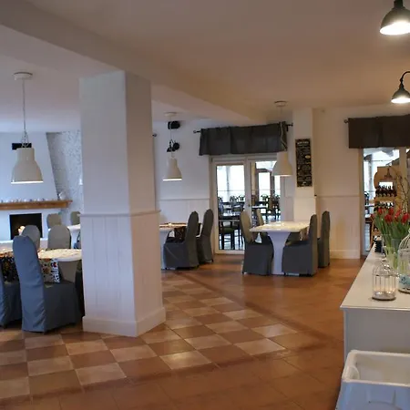 Pod Skarpa ميسواكوفيتسه