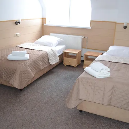 Pod Skarpa بيت ريفي